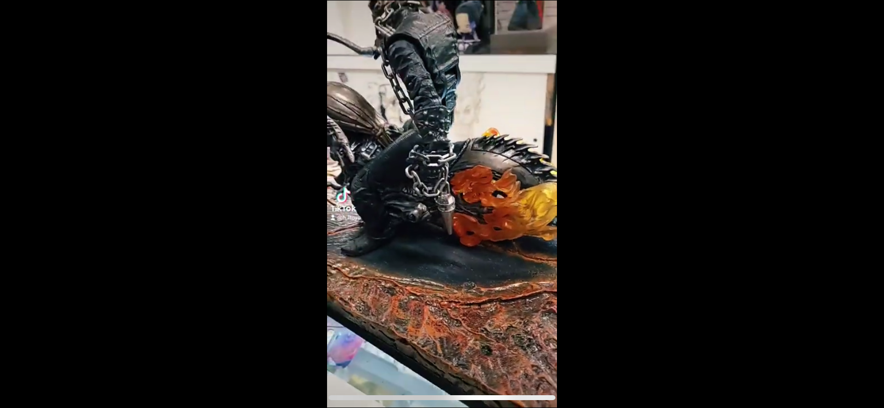 Load video: A Show case at one of my dioramas, this one is for this ghost ride. Diorama was commissioned, if you would like to commision a diorama off of me contact me via instagram @HL_Toys_
